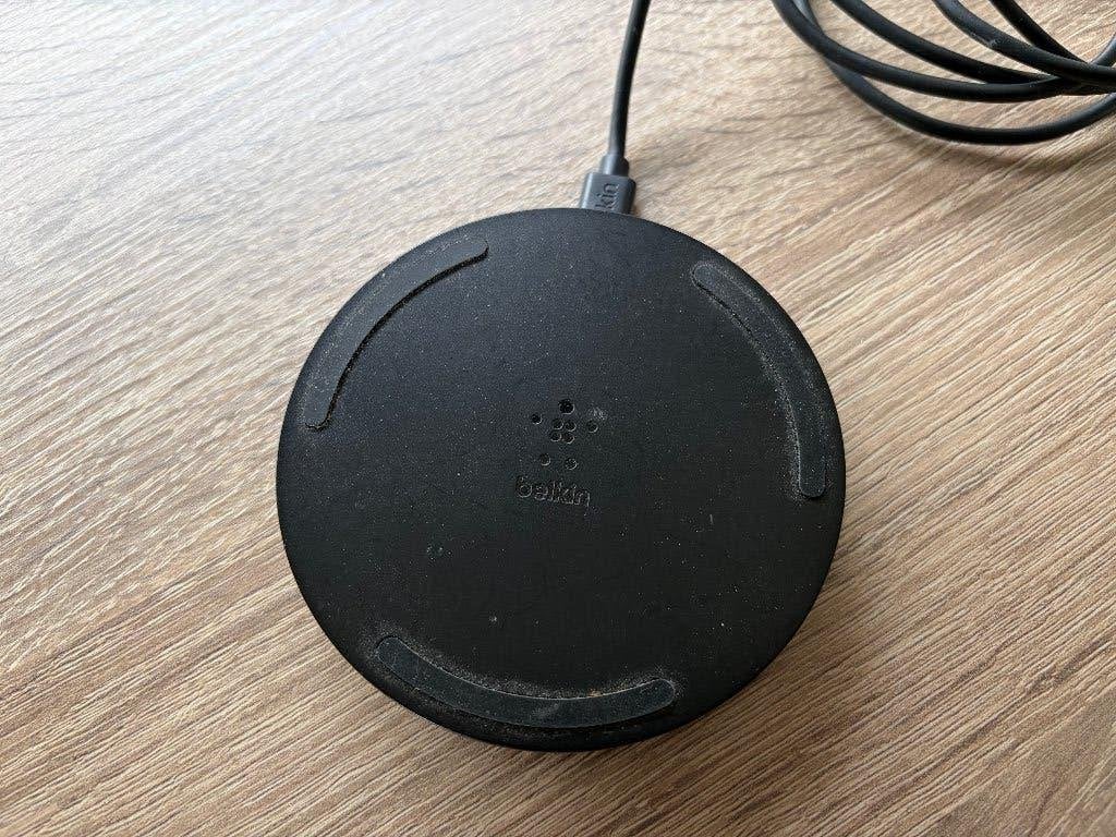 Belkin Magnetisch Draadloos Laadstation, Gebruikt, Draadloze oplader, Universeel, Ophalen of Verzenden