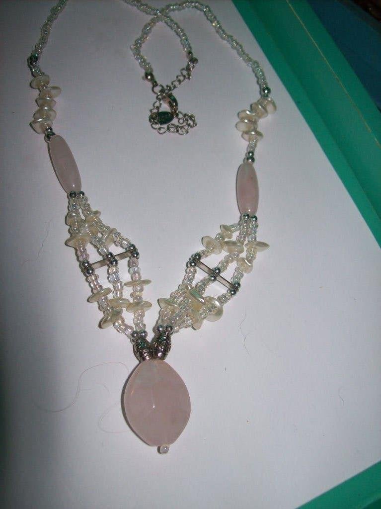 Ketting Zilvertint Roze Witte steentjes Fraai Fijn model, Sieraden, Tassen en Uiterlijk, Kettingen, Verzenden, Nieuw, Steen of Mineraal