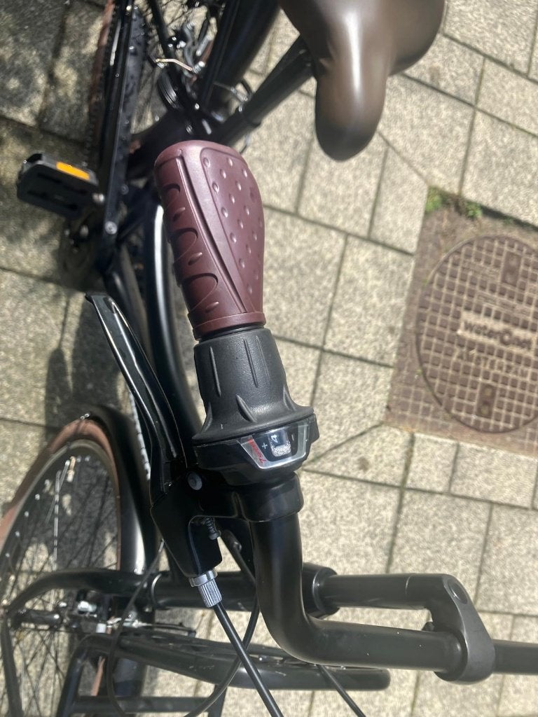 Foto 4 van Nieuwe Cortego Meisjesfiets (26 inch) - 7 Versnellingen!