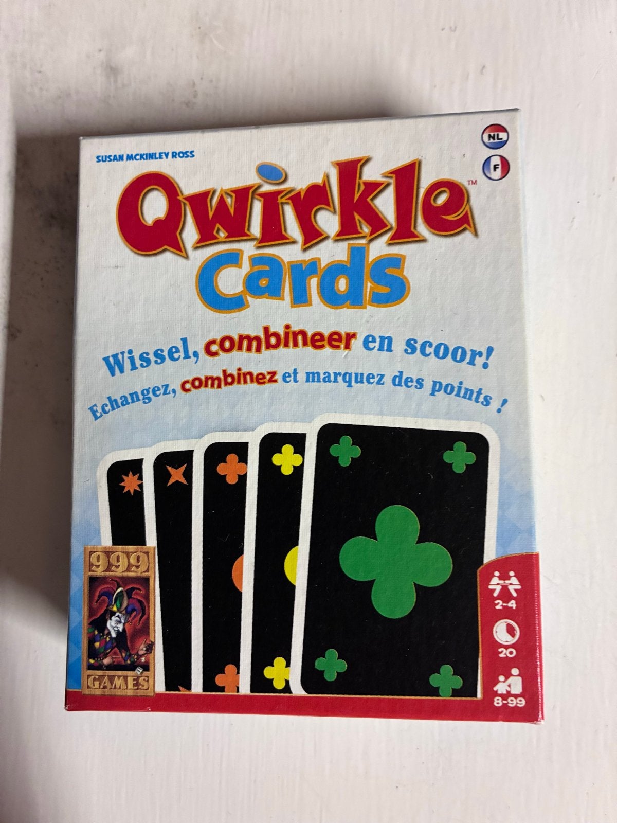 Qwirkle Cards - Wissel, combineer en scoor!, Drie of vier spelers, Ophalen of Verzenden, Gebruikt