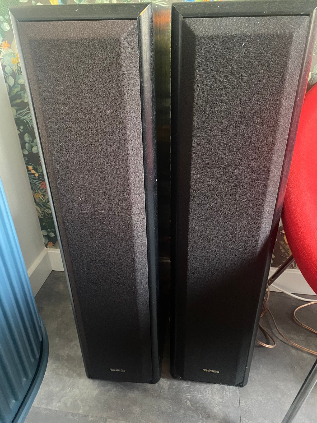 Technics speakers