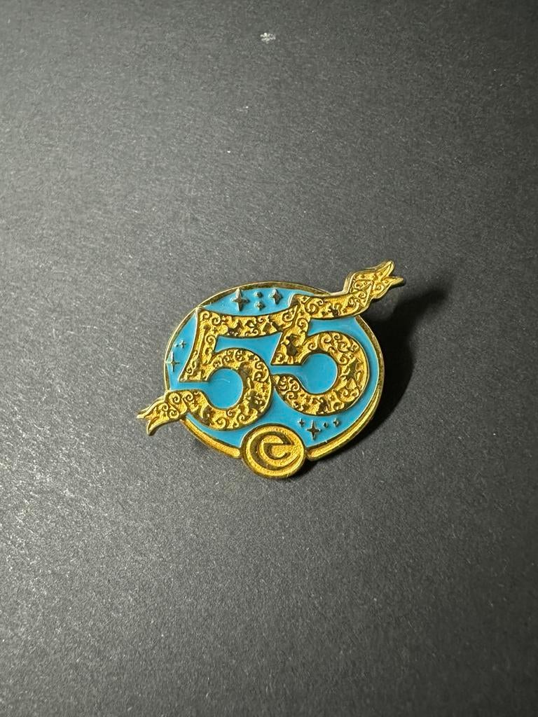 Efteling pin 55 jaar, Verzamelen, Efteling, Ophalen of Verzenden, Zo goed als nieuw, Button of Speldje