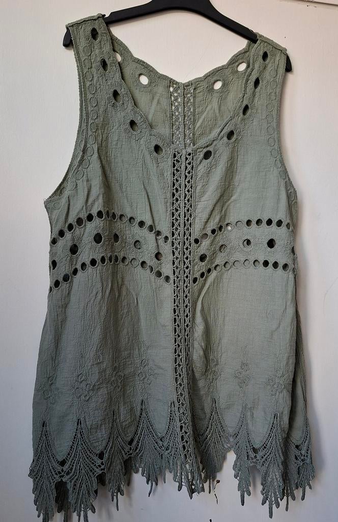 Mooie opengewerkte top, mt 40/42, Kleding | Dames, Tops, Ophalen of Verzenden, Zo goed als nieuw, Zonder mouw