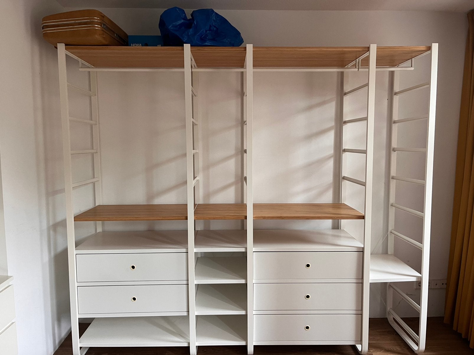 Open kledingkast Elvarli (IKEA) modulair, Ophalen, 200 cm of meer, Zo goed als nieuw, 200 cm of meer