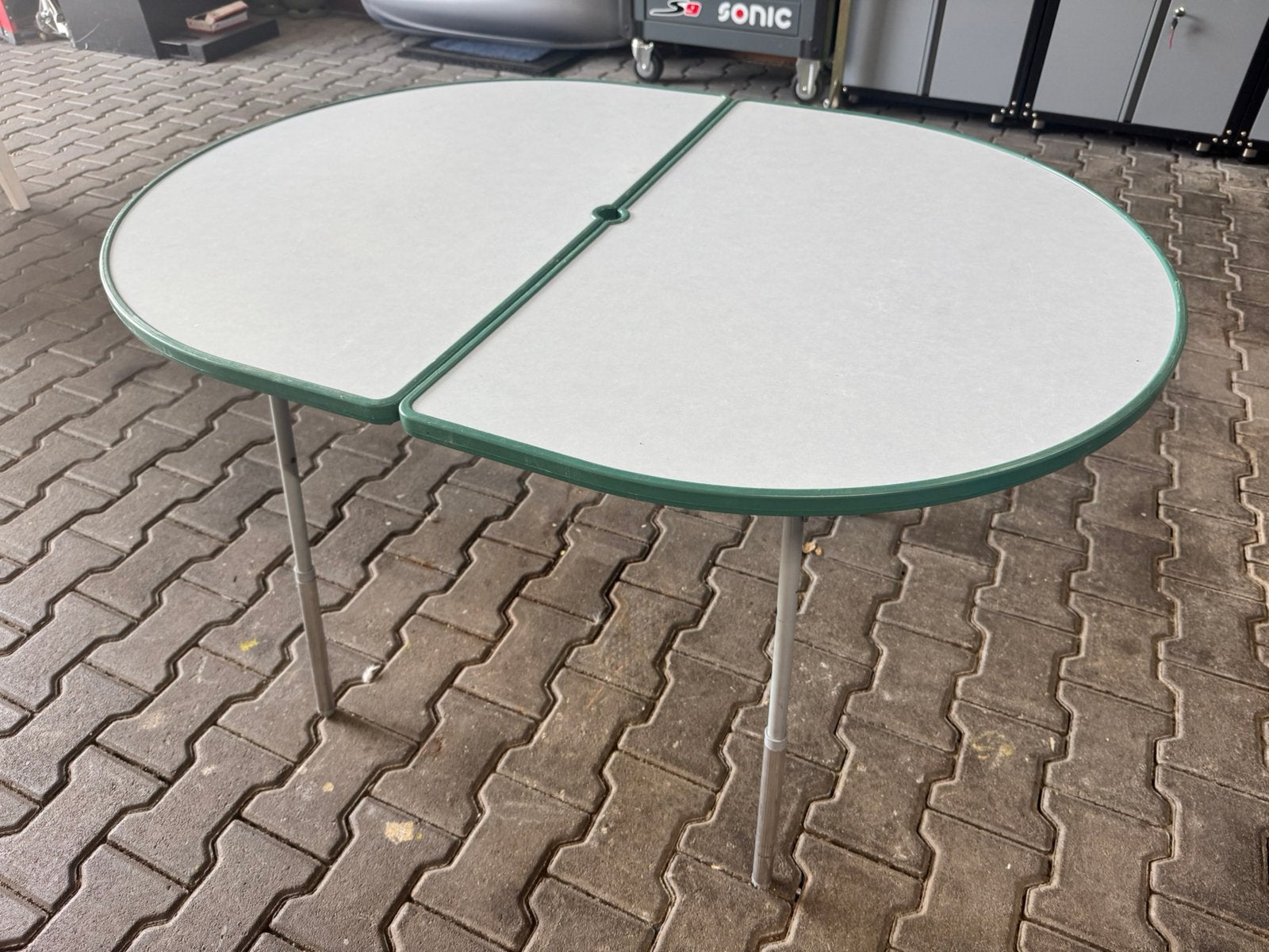 Nette CRESPO campingtafel 130x90cm, Ophalen, Gebruikt, Campingtafel, _