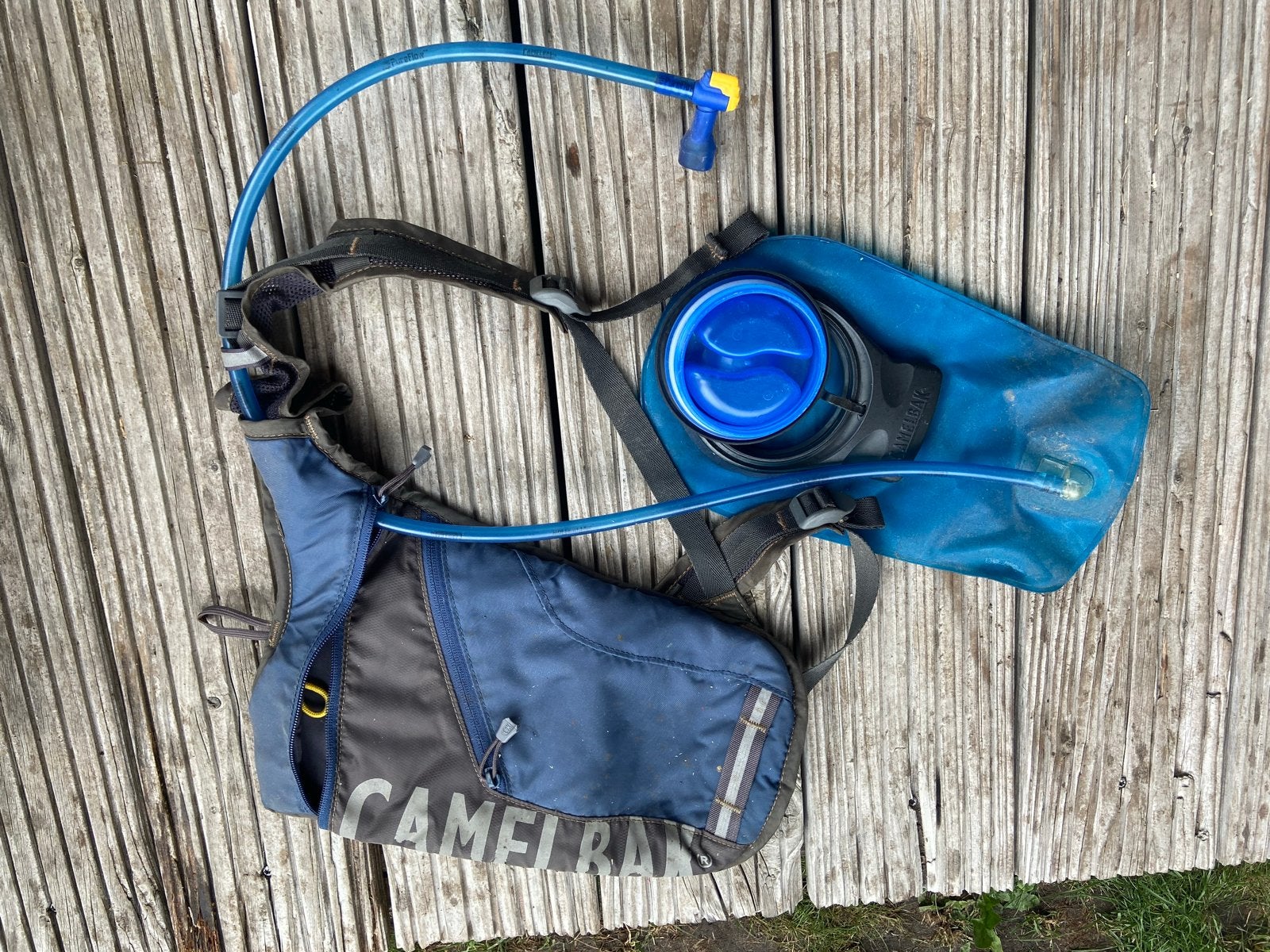Camelbak hydratatievest met waterzak, Ophalen, Gedragen, Overige kleuren