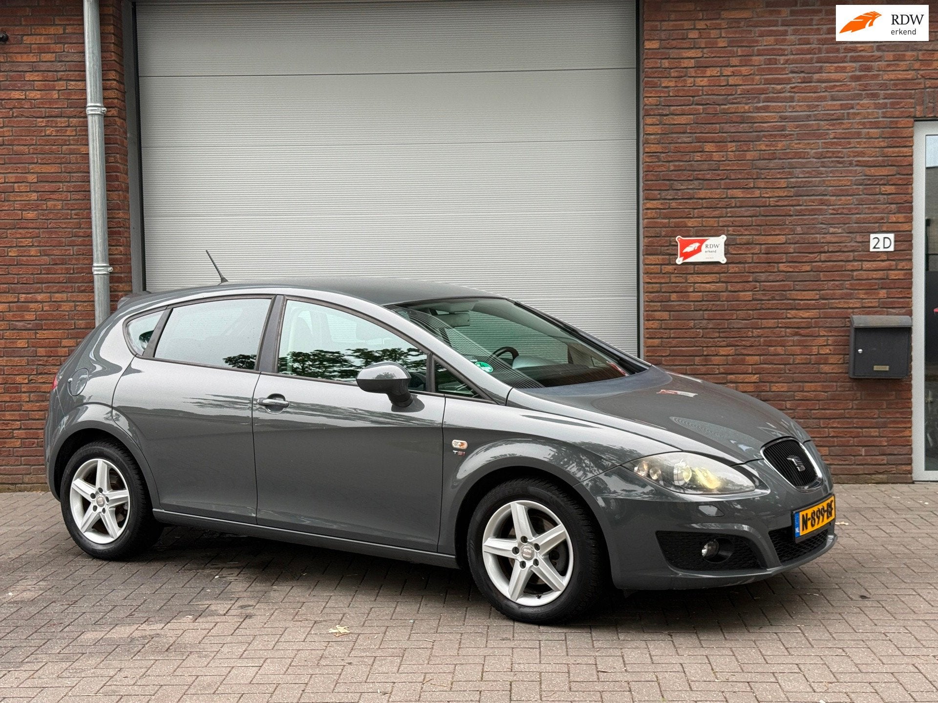 Seat Leon 1.8 TFSI Style|AUTOMAAT|NIEUWE APK|LEUKE AUTO, Euro 5, Gebruikt, 4 cilinders, Leon