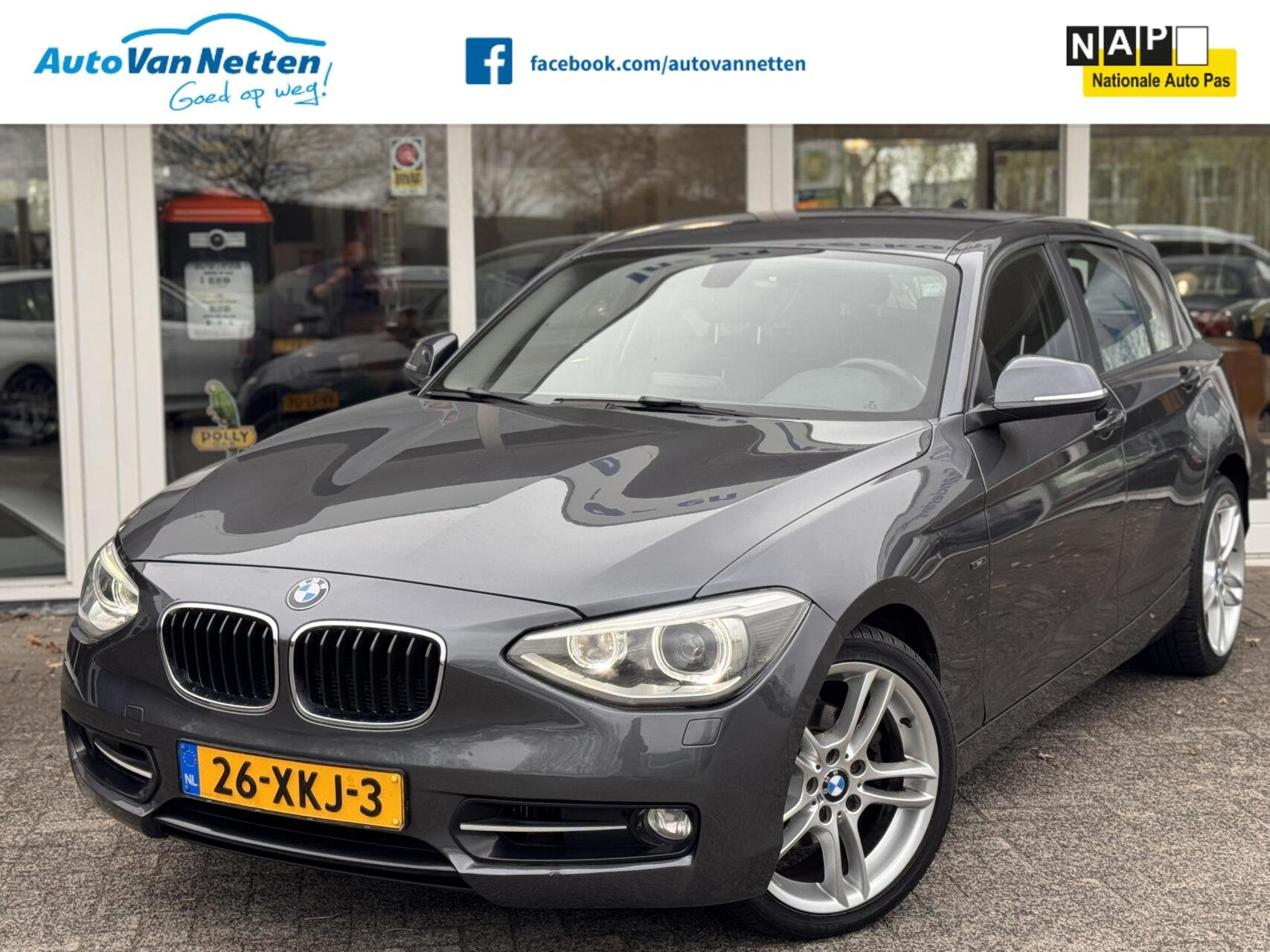 118i 170pk 6bak,Sport Line,Xenon,Sportstoelen,Clima,Navi,PDC, Auto's, 1-Serie, Euro 5, Gebruikt, Zwart