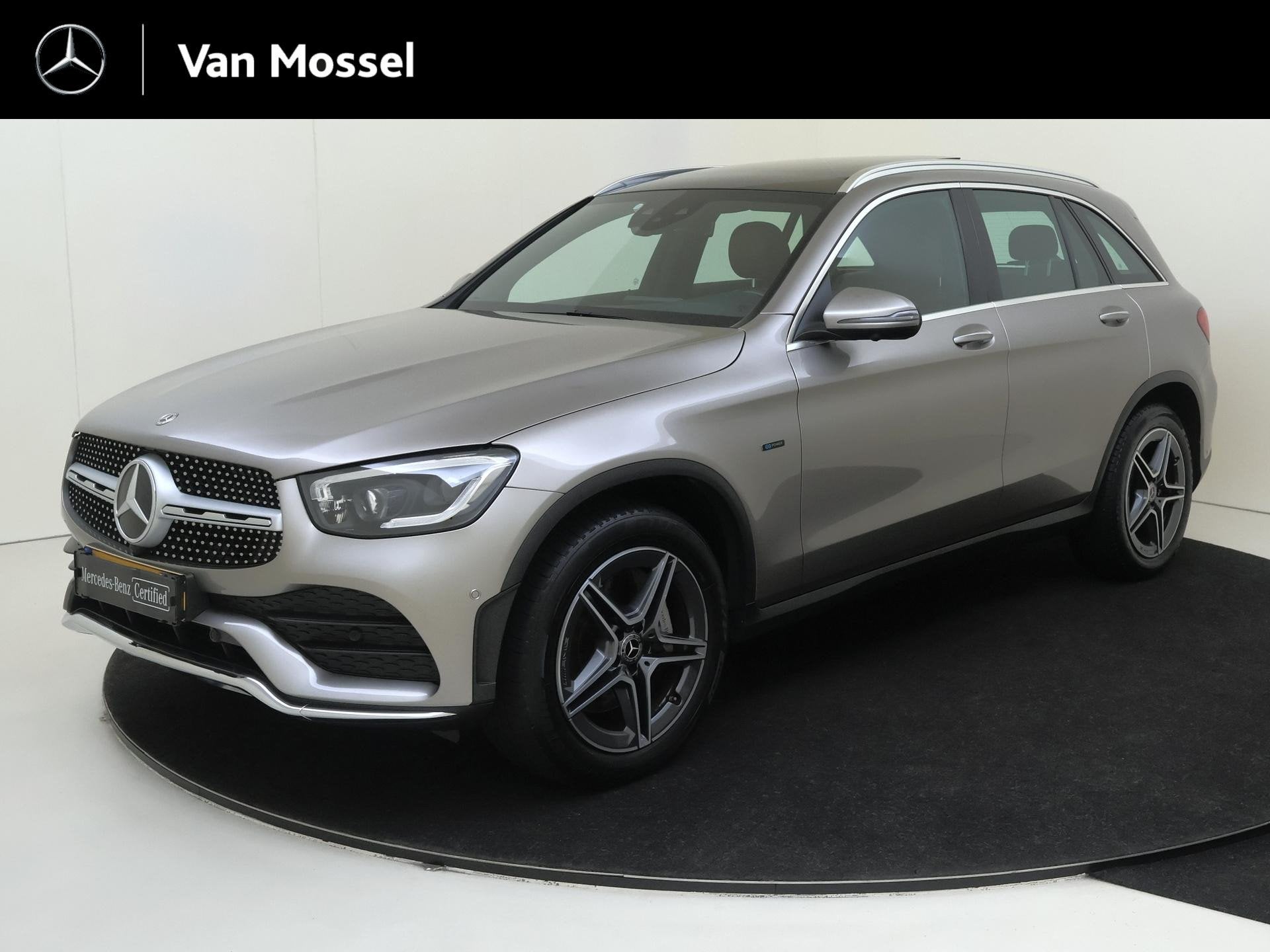 Mercedes-Benz GLC-klasse 300e 4MATIC Premium Plus / Panorama, Auto's, Automaat, 14 kWh, Gebruikt, Euro 6