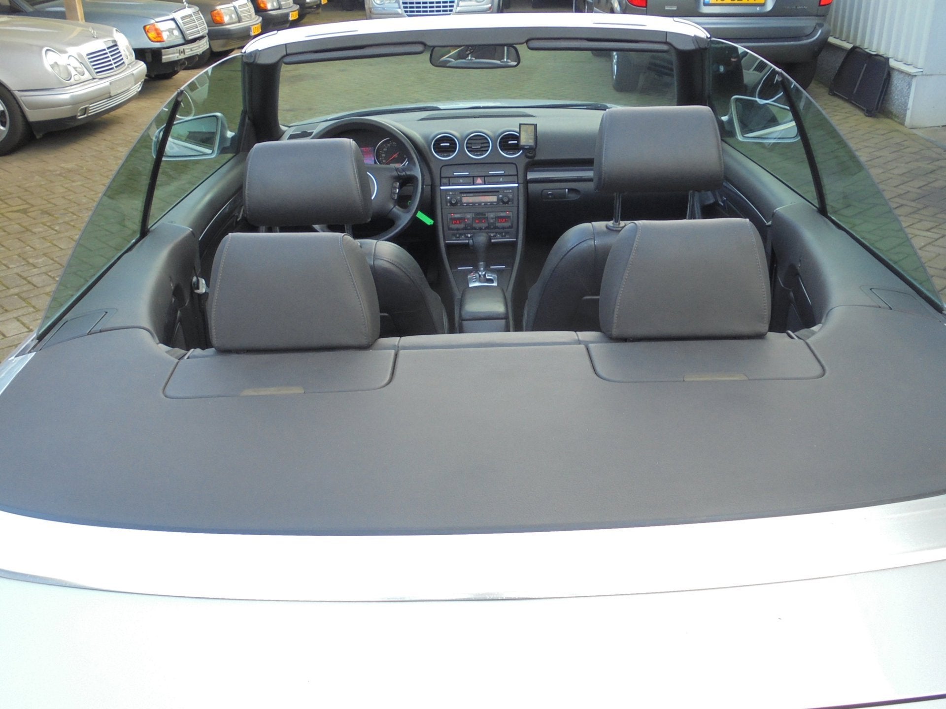 Foto 18 van Audi A4 Cabriolet 2.4 V6 Exclusive TREKHAAK