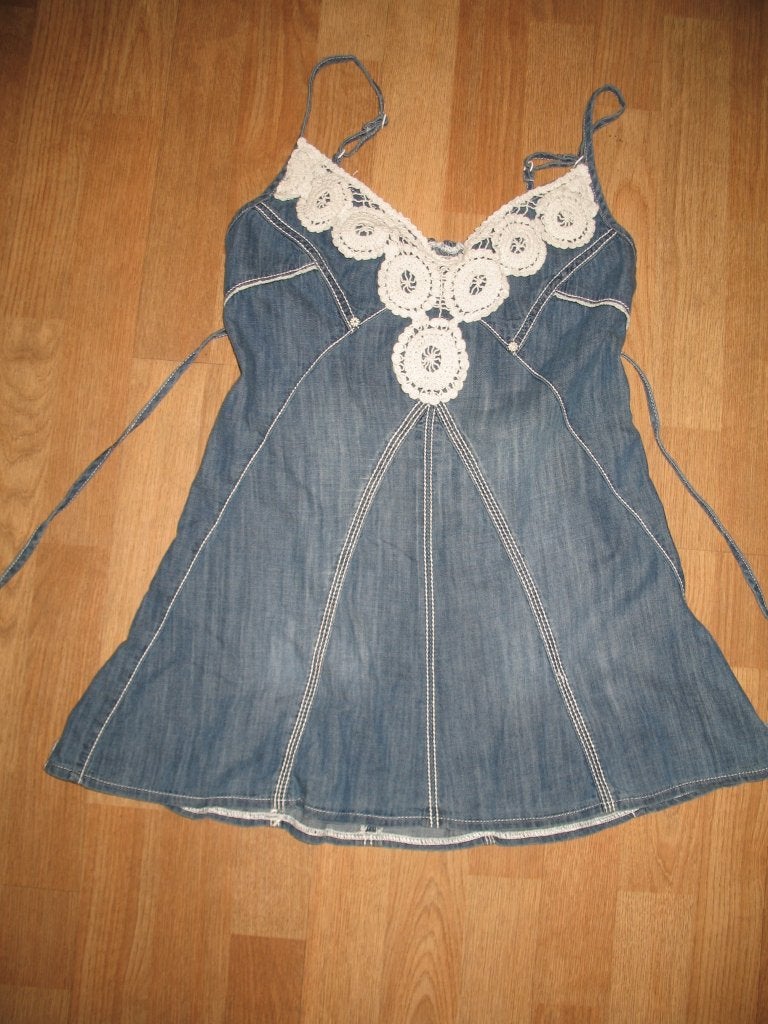 Didi Spijker Top Geborduurd Bloem Mt. XS  Zolderopruiming, Kleding | Dames, Tops, Blauw, Ophalen of Verzenden, Zo goed als nieuw