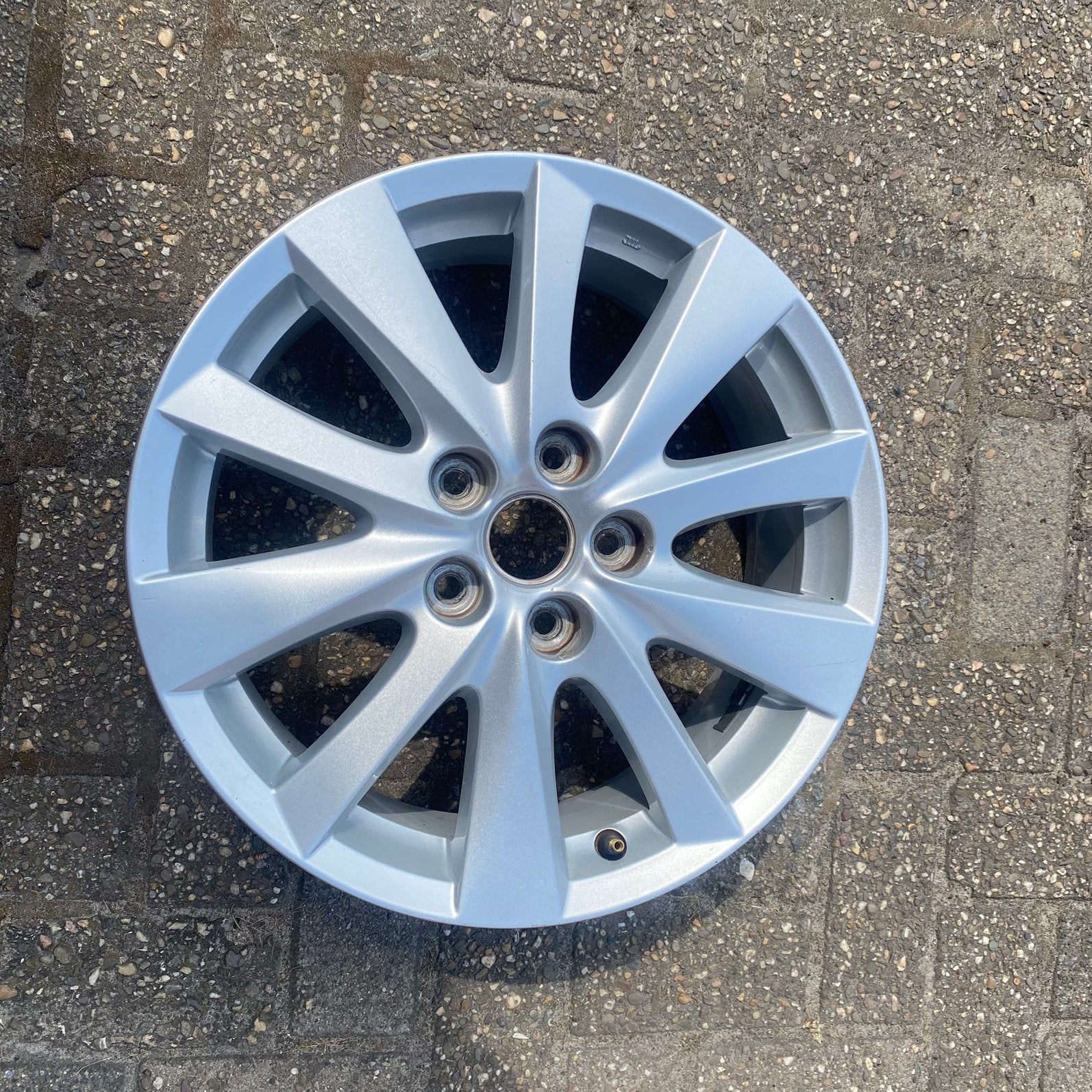 17 inch mazda velg een velg, Auto diversen, Wieldoppen, Ophalen, Zo goed als nieuw