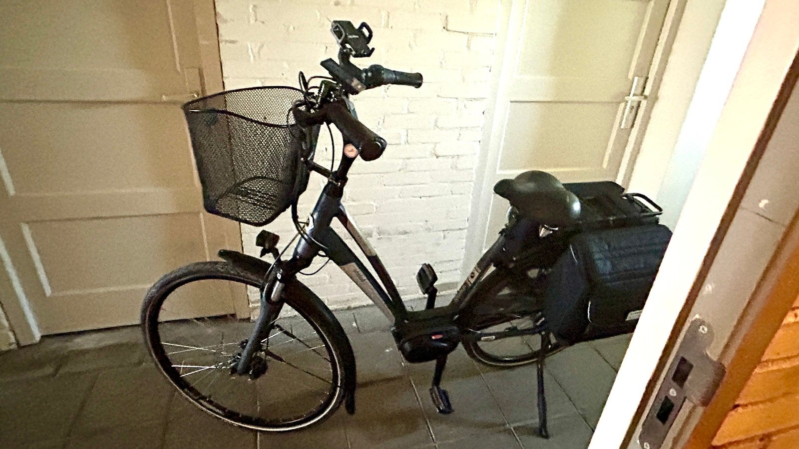 Amslod Wellington MRX-600, 49-51 cm,, Zo goed als nieuw, 47 tot 51 cm, 30 tot 50 km per accu, Ophalen