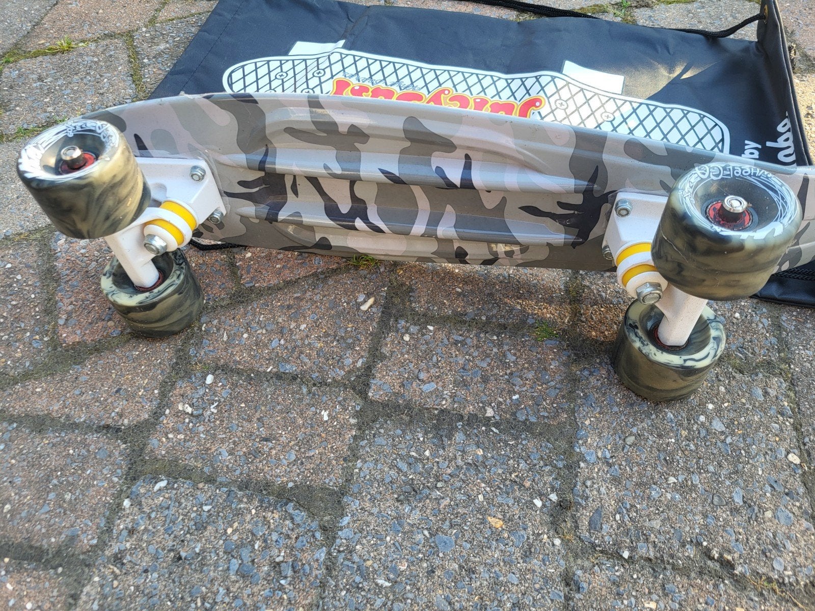 Skateboard Camouflage met tas - Zo goed als nieuw, Ophalen of Verzenden, Zo goed als nieuw, Skateboard