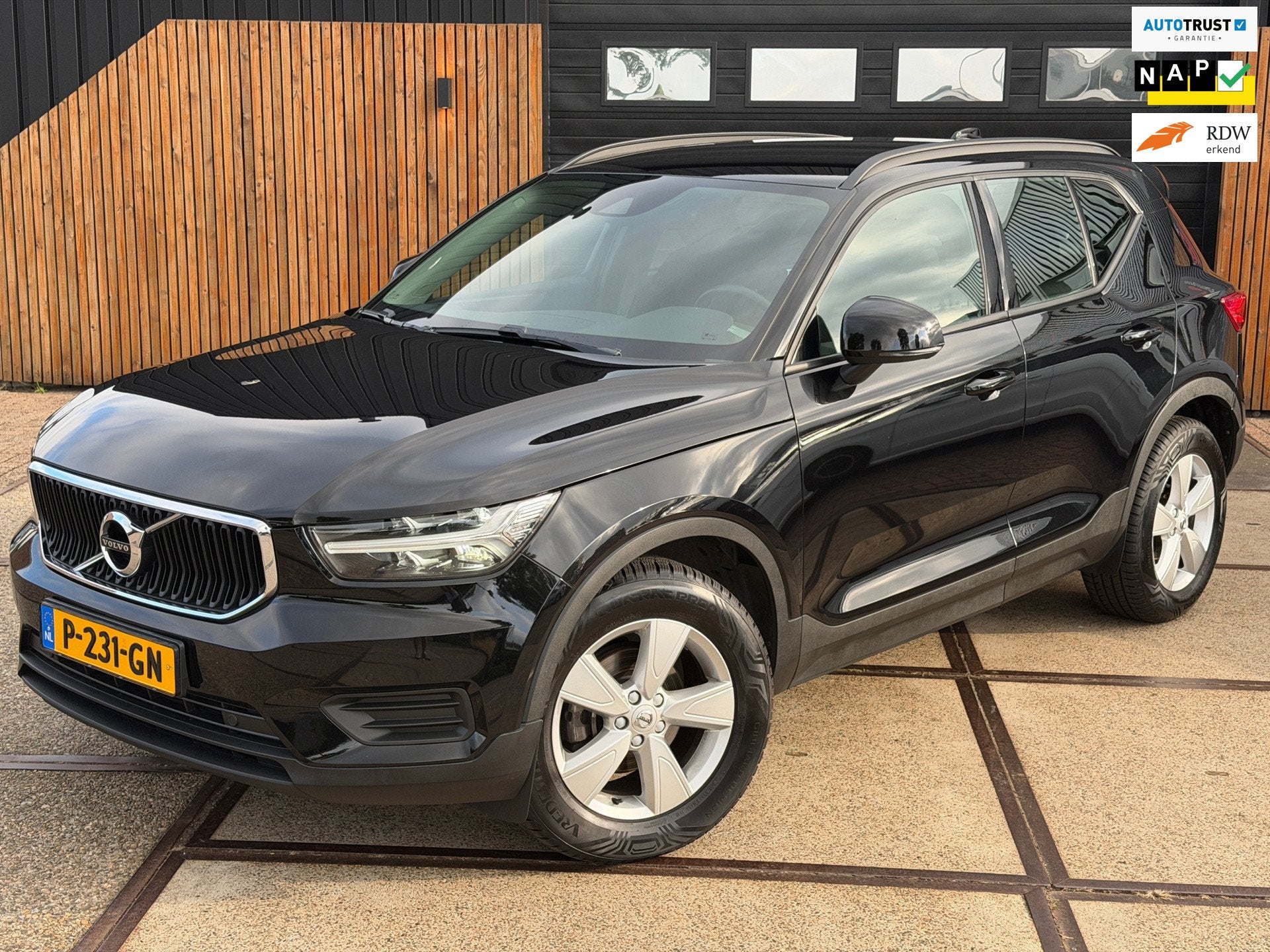 Volvo XC40