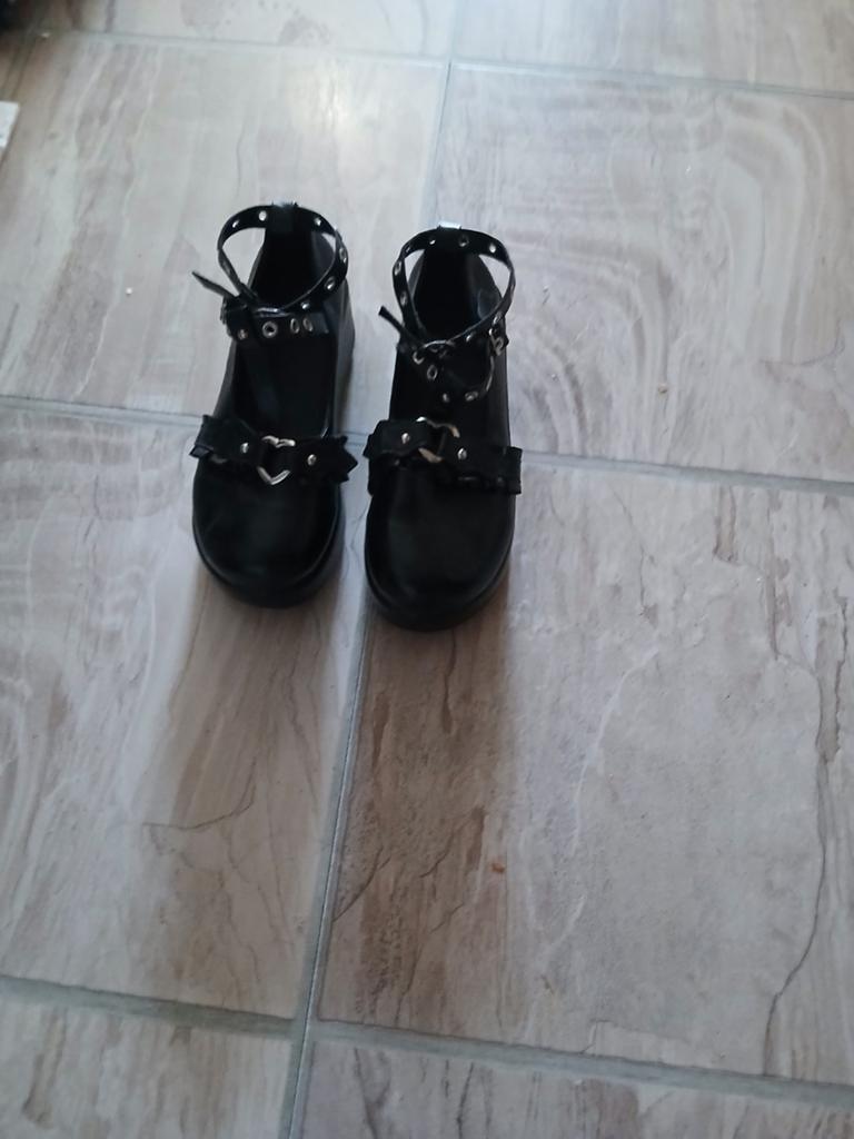 Zwarte  meisjes schoenen 1 x gedragen!, Kinderen en Baby's, Babykleding | Schoentjes en Sokjes, Ophalen of Verzenden, Zo goed als nieuw
