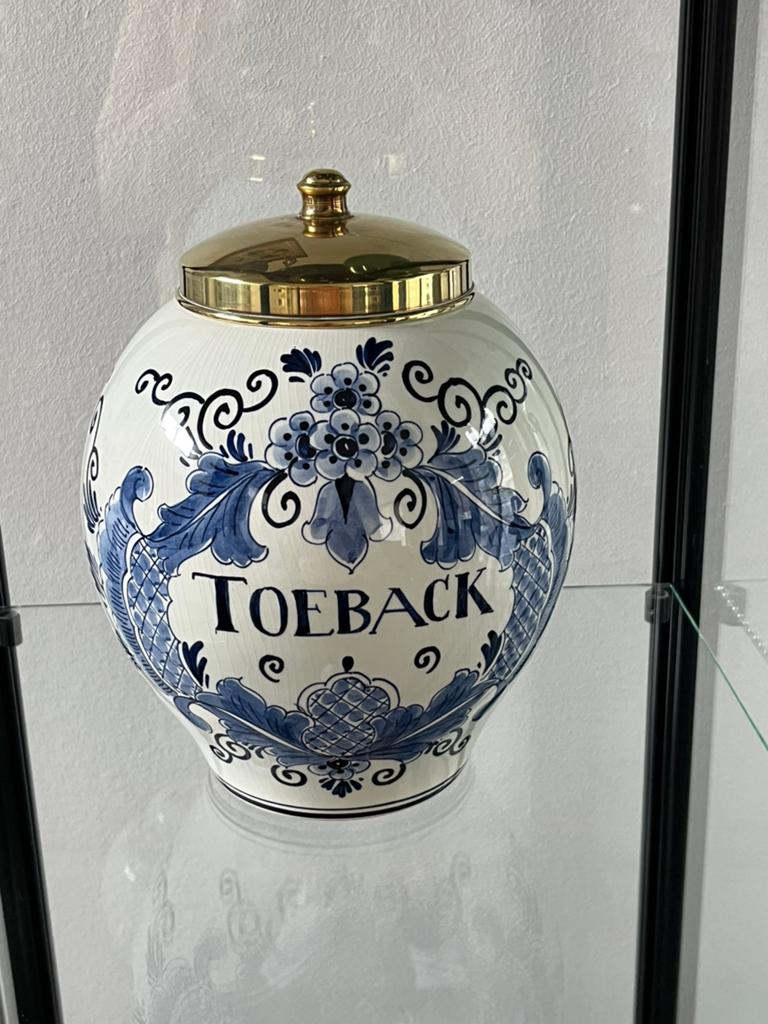 Tabakspot toeback, Ophalen