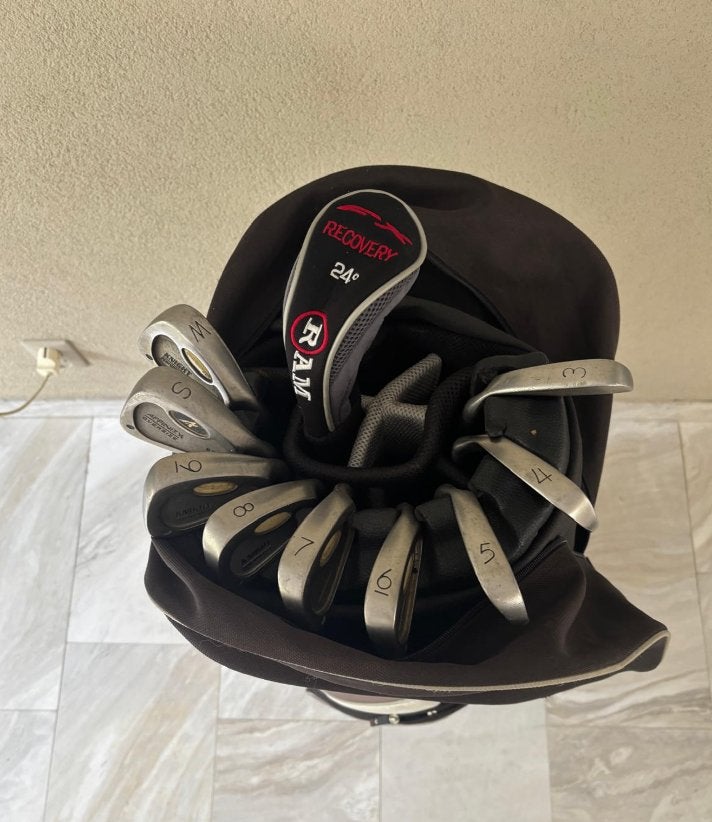 Golfset voor beginners incl driver, putter, kar en ballen., Ophalen, Gebruikt, Set, Overige merken