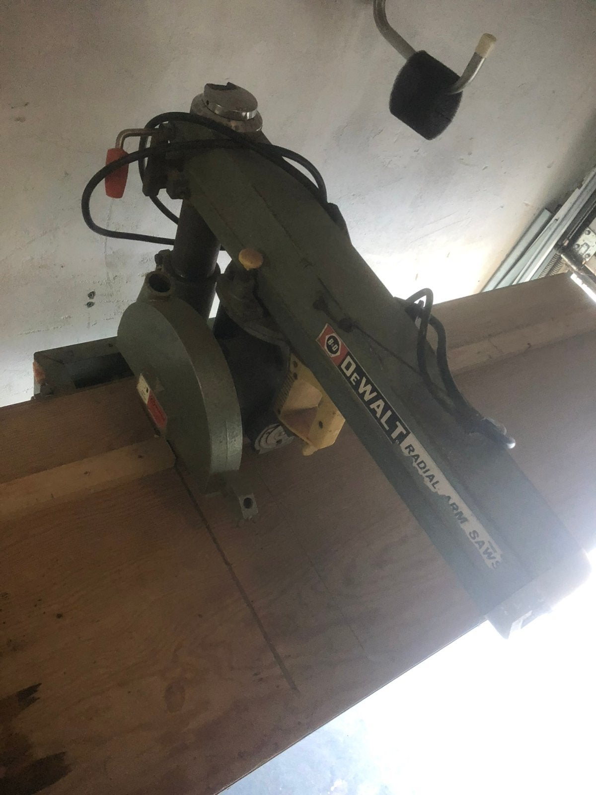 Afkortzaag radiaal Dewalt, Doe-het-zelf en Verbouw, Ophalen, 70 mm of meer, Zo goed als nieuw, Afkortzaag