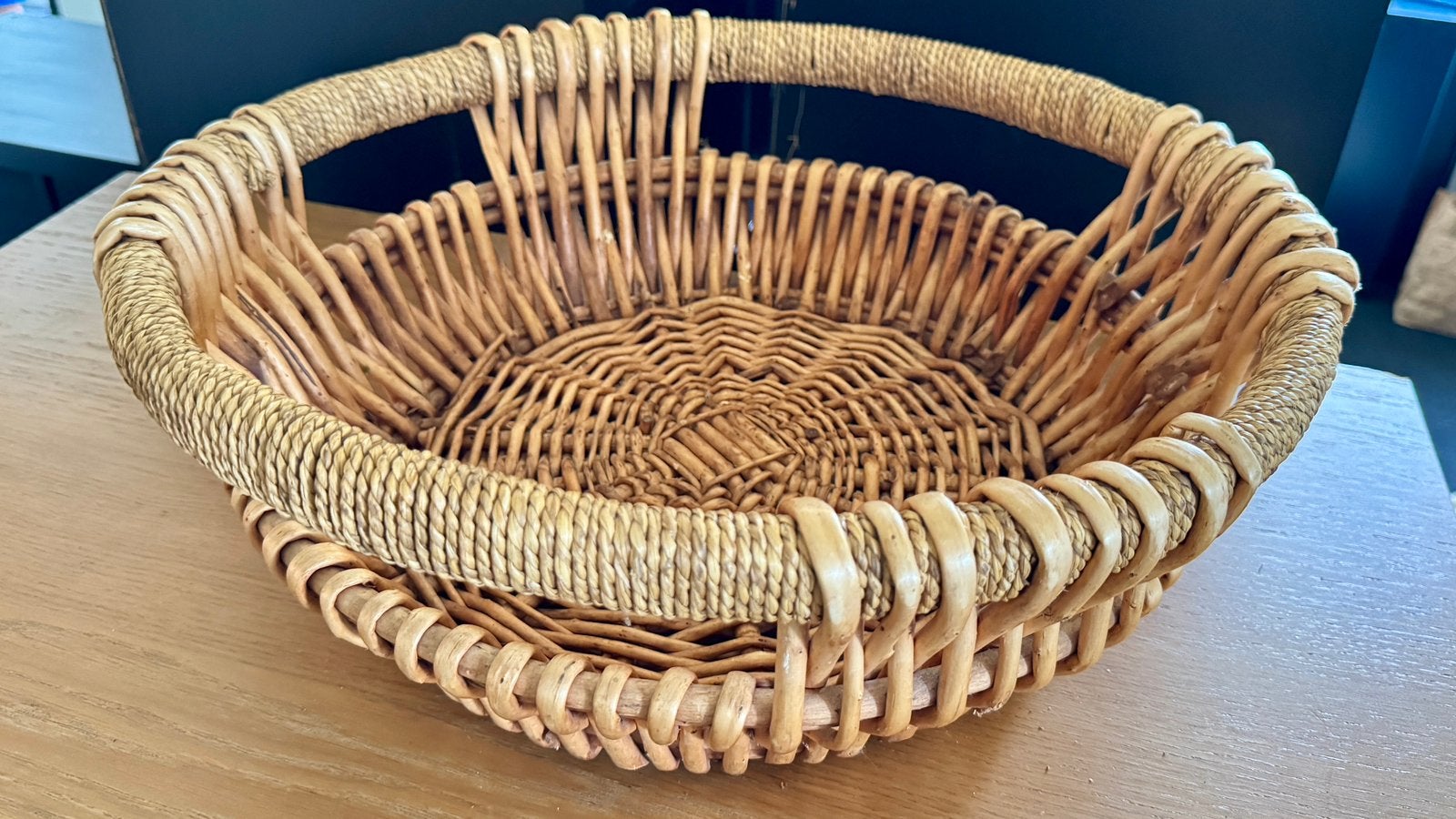 Grote rotan mand Ø47 cm boho Japandi landelijk Scandinavisch, Ophalen, Mand, Rond, Zo goed als nieuw
