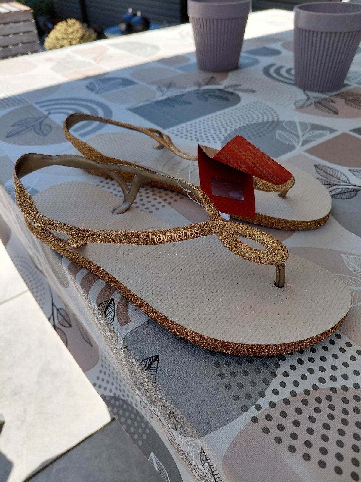 Nieuwe Havaianas Luna Sparkle slippers maat 41-42 Goud beige, Slippers, Beige, Nieuw, Ophalen of Verzenden