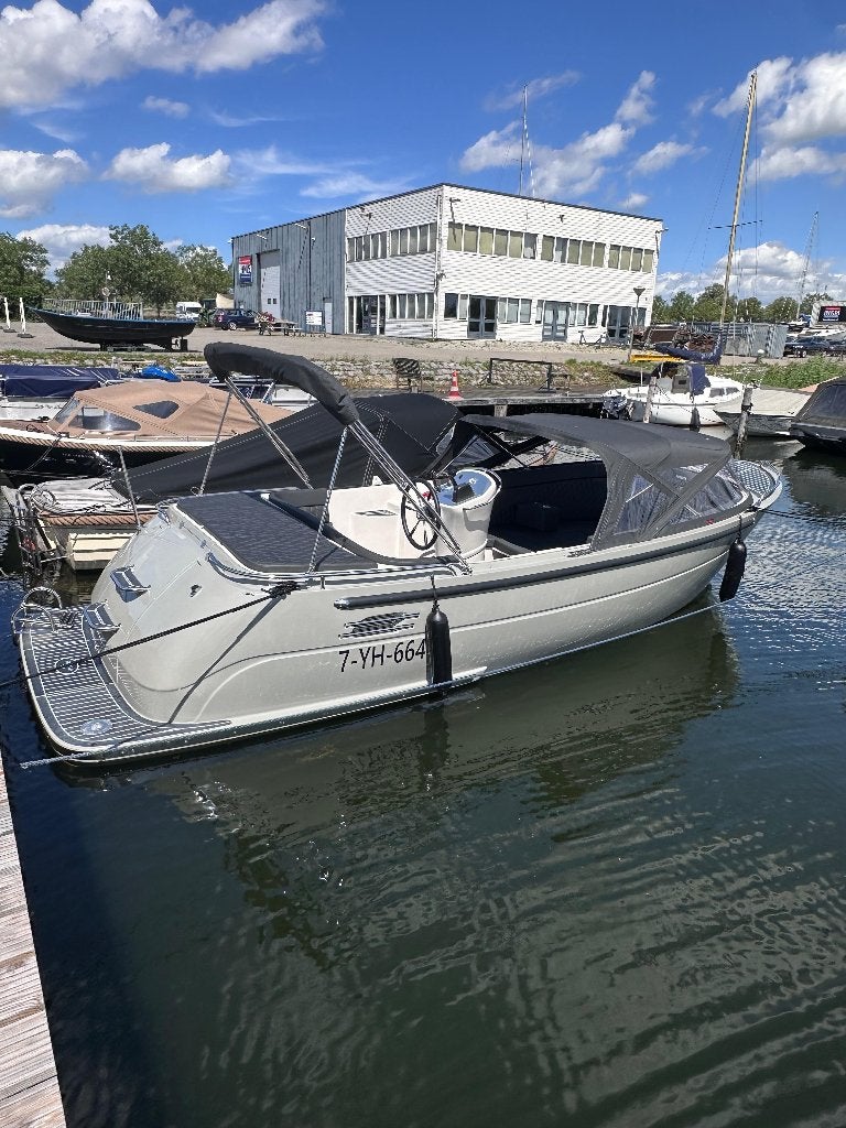 primeur 710 Met suzuki 60 pk Nieuwstaat., Watersport en Boten, Zo goed als nieuw, Anker, Reddingssloep, Primeur