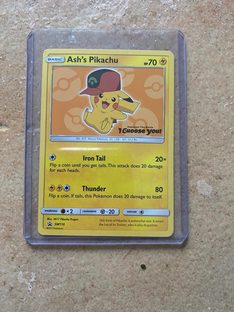 Ash’s Pikachu SM110, Ophalen of Verzenden, Zo goed als nieuw, Losse kaart