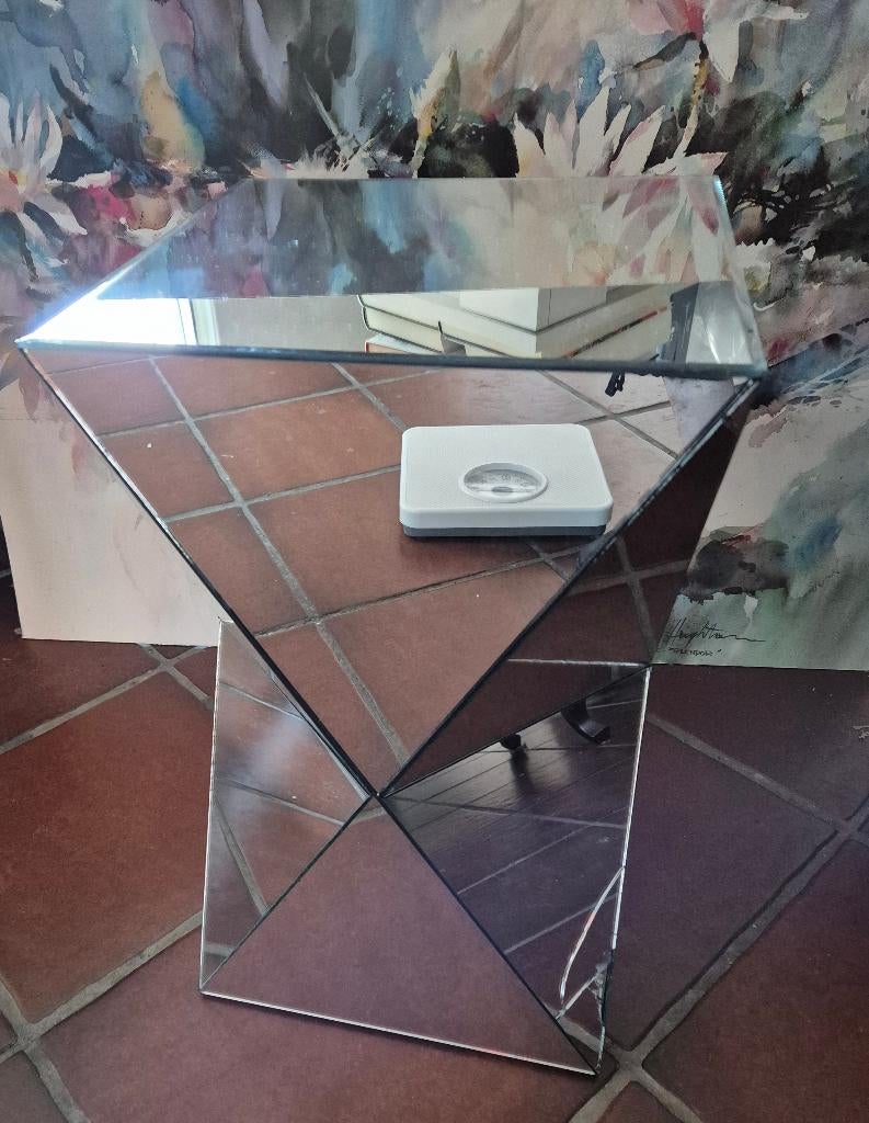 Bijzet-Tafel Luxury Triangle Kare Design, Huis en Inrichting, Tafels | Bijzettafels, 45 tot 60 cm, Minder dan 55 cm, Gebruikt