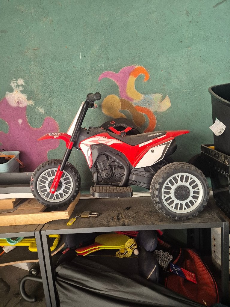 elektrische kinder motor, Ophalen of Verzenden, Zo goed als nieuw