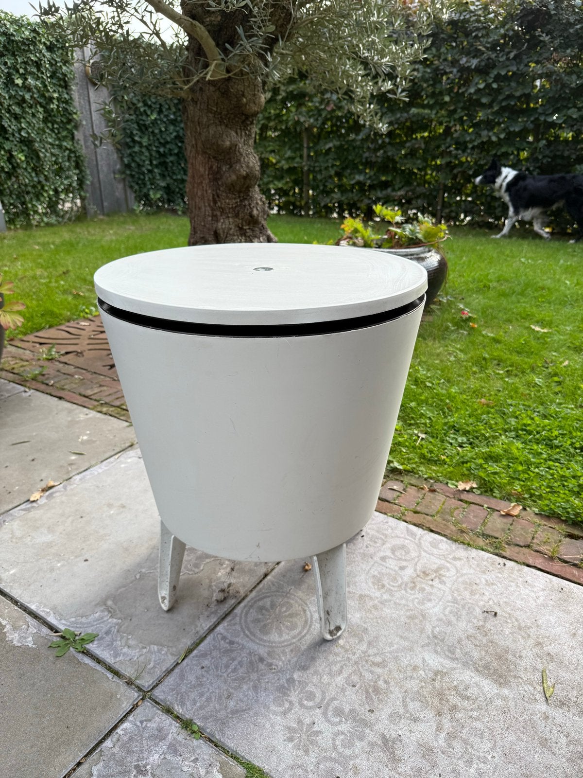 Partytafel / Cocktailtafel met koelfunctie, Tuin en Terras, Ophalen, Zo goed als nieuw, Rond, Kunststof