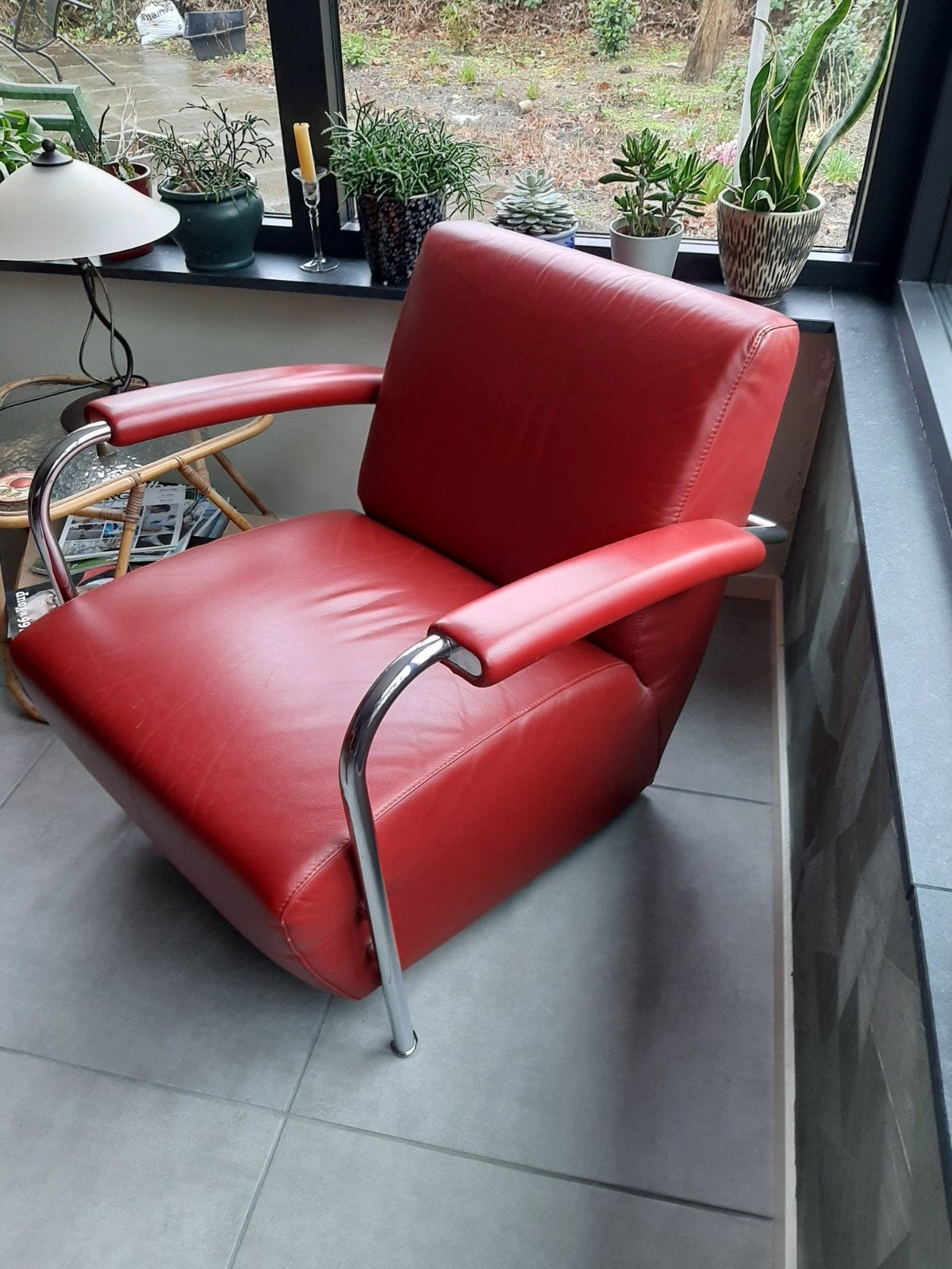 Leolux Scylla rood leren fauteuil, Ophalen, Zo goed als nieuw, 50 tot 75 cm, Leer