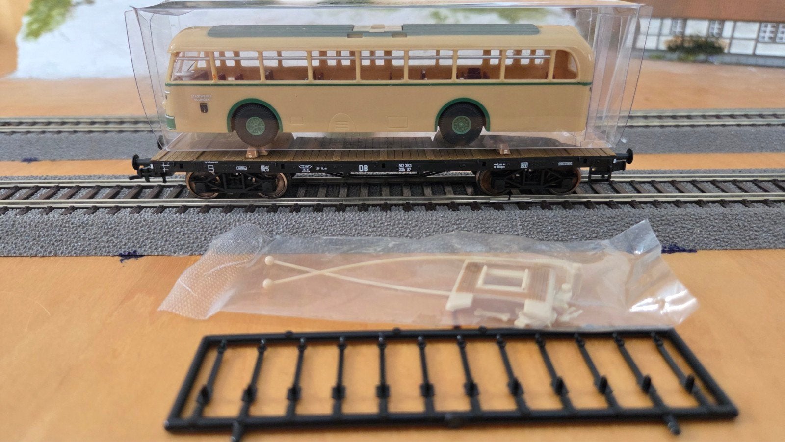 Fleischmann 85 5286 K Platte Wagen met Bus, Hobby en Vrije tijd, Modeltreinen | H0, Gelijkstroom, Fleischmann, Ophalen of Verzenden