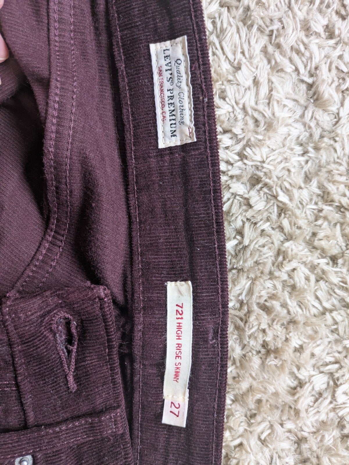Levi's 721 High Rise Skinny Ribbroek - Bordeauxrood, maat 27, Ophalen of Verzenden, Zo goed als nieuw, Maat 36 (S), Levi's