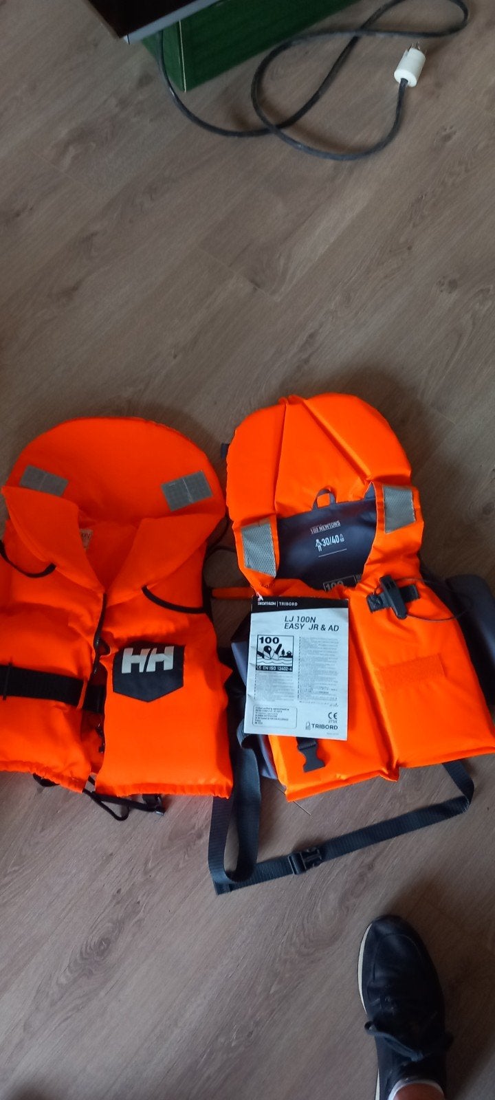 2 reddingsvesten 30/40 kilo, Ophalen of Verzenden, Zo goed als nieuw, Overige typen