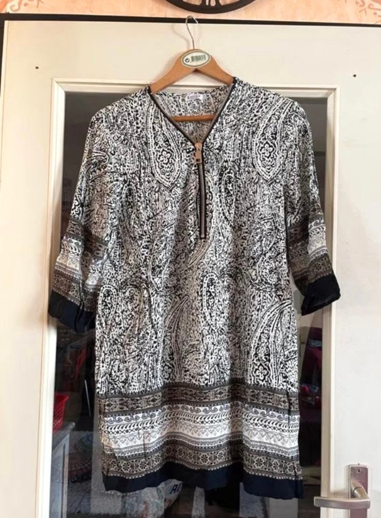 Super mooie nieuwe tuniek/jurk maat 44 Ibiza style 19,99€, Kleding | Dames, Blouses en Tunieken, Meerkleurig, Maat 42/44 (L), Nieuw