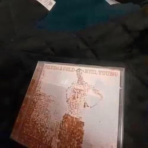 Neil Young - Silver & Gold CD, Ophalen of Verzenden, Zo goed als nieuw