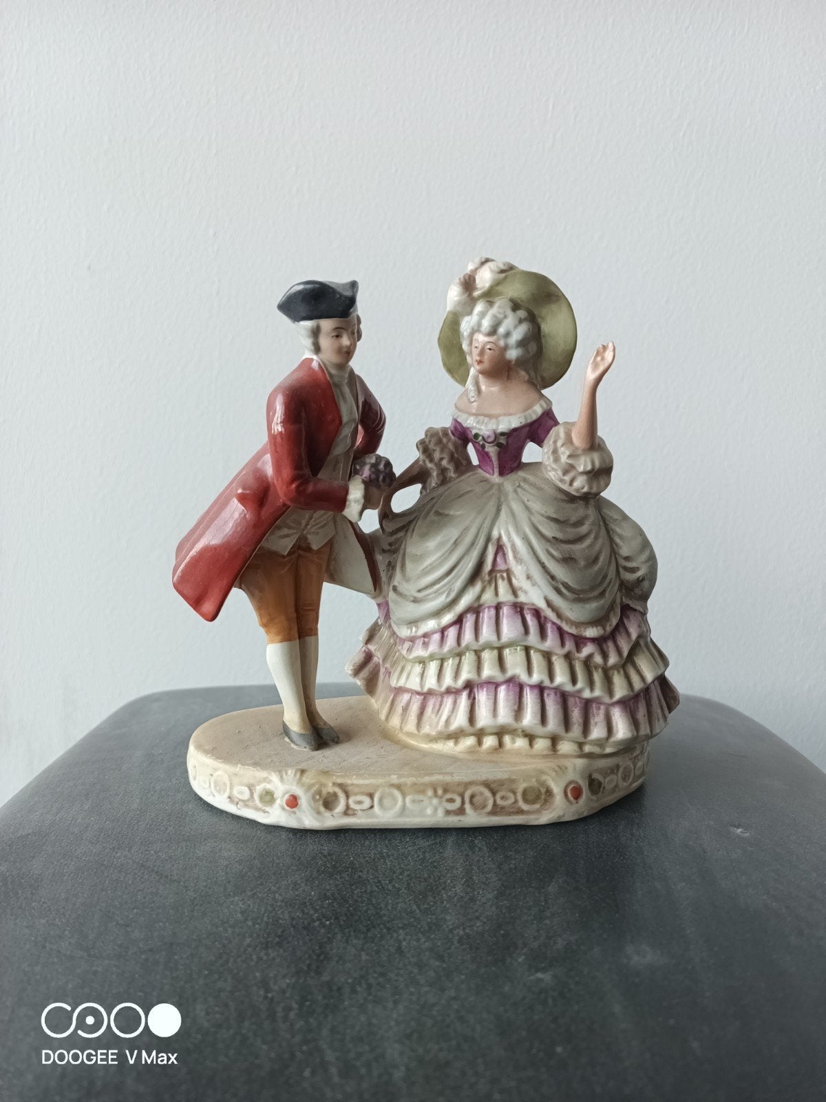 Vintage Porseleinen Beeldje: Dansend Paar uit de DDR, Ophalen of Verzenden