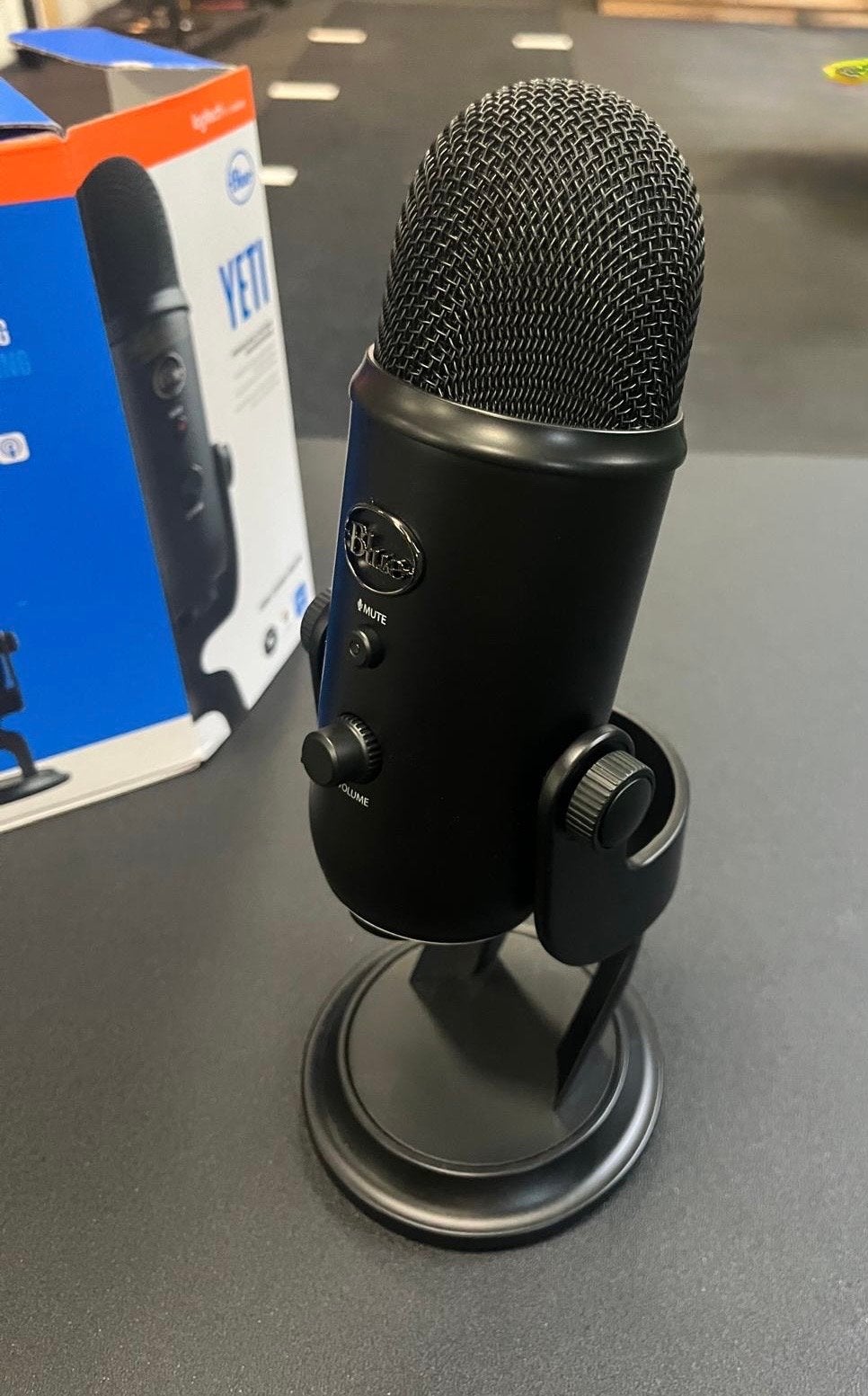 Blue Yeti USB Microfoon - Zwart (nieuw), Muziek en Instrumenten, Microfoons, Ophalen of Verzenden, Zo goed als nieuw, Studiomicrofoon