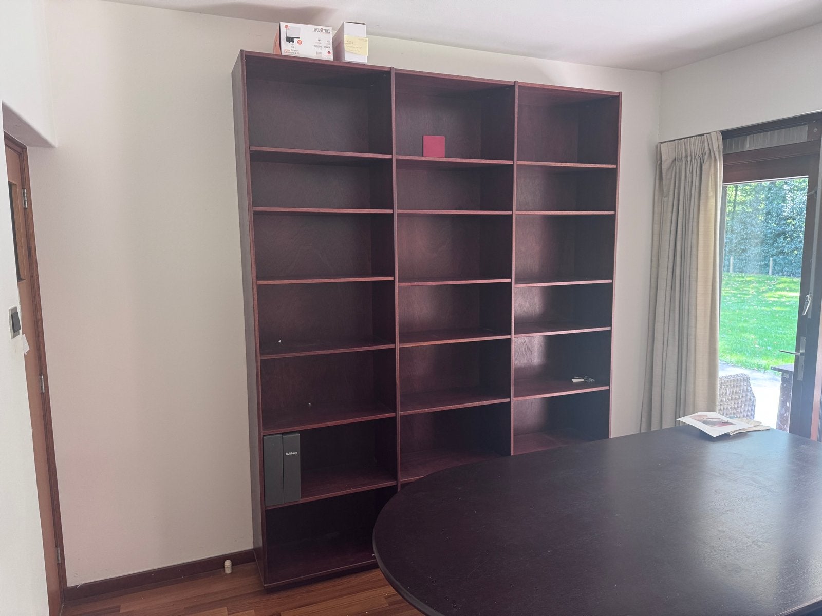 Grote Boekenkast met Veel Opbergruimte, Ophalen, Met plank(en), 200 cm of meer, 150 tot 200 cm