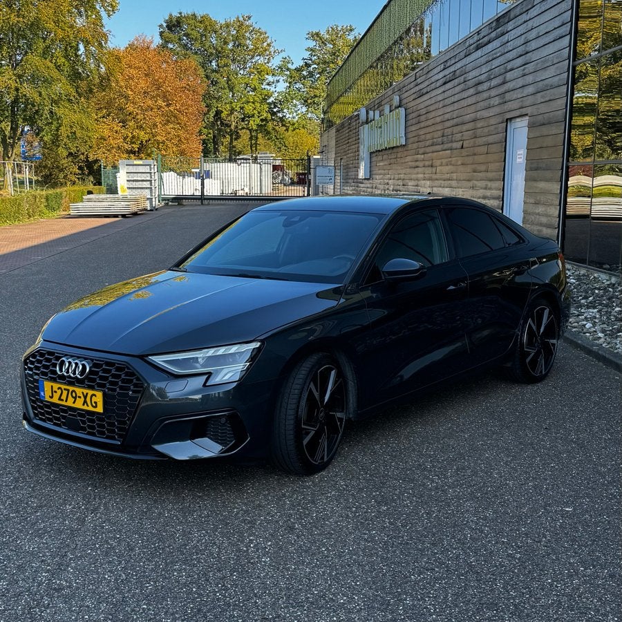 Audi A3 35 Tfsi 150pk S-tronic Manhattengrijs, Auto's, Stof, 1498 cc, 4 cilinders, Origineel Nederlands