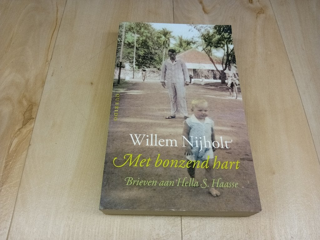Willem Nijholt - Met bonzend hart (Brieven aan Hella Haasse), Boeken, Ophalen of Verzenden, Zo goed als nieuw, Nederland, Willem Nijholt