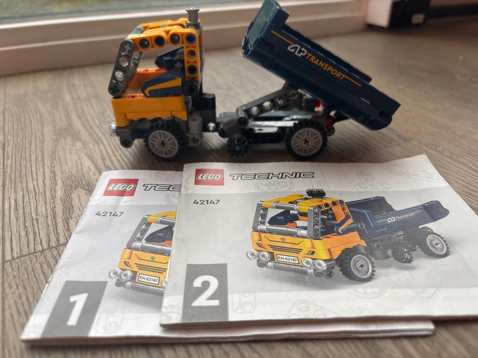 LEGO Technic Kiepwagen 42147 met instructieboekjes, Ophalen of Verzenden, Zo goed als nieuw, Overige merken