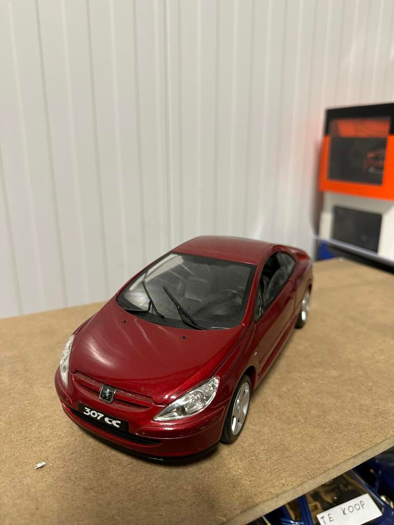 Peugeot 307 cc modelauto 1:18 solide, Ophalen of Verzenden, Zo goed als nieuw, Auto, Overige merken