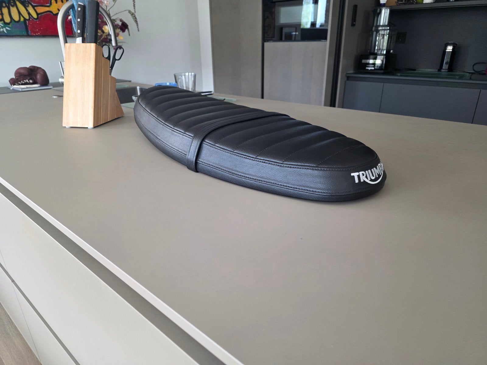 Triumph Street Cup / Street Twin 900 vervangingszadel, Motoren, Ophalen of Verzenden, Nieuw