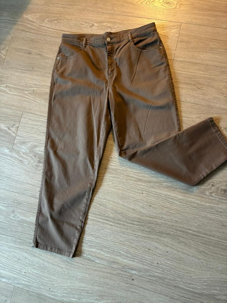 Penn & Ink bruine nieuwe lange broek 44, Kleding | Dames, Broeken en Pantalons, Bruin, Maat 42/44 (L), Nieuw, Ophalen of Verzenden
