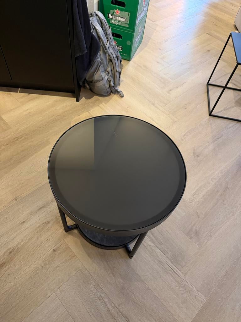 IKEA Bijzettafel met glazen blad marmerlook, Ophalen, Minder dan 45 cm, Minder dan 55 cm, Rond