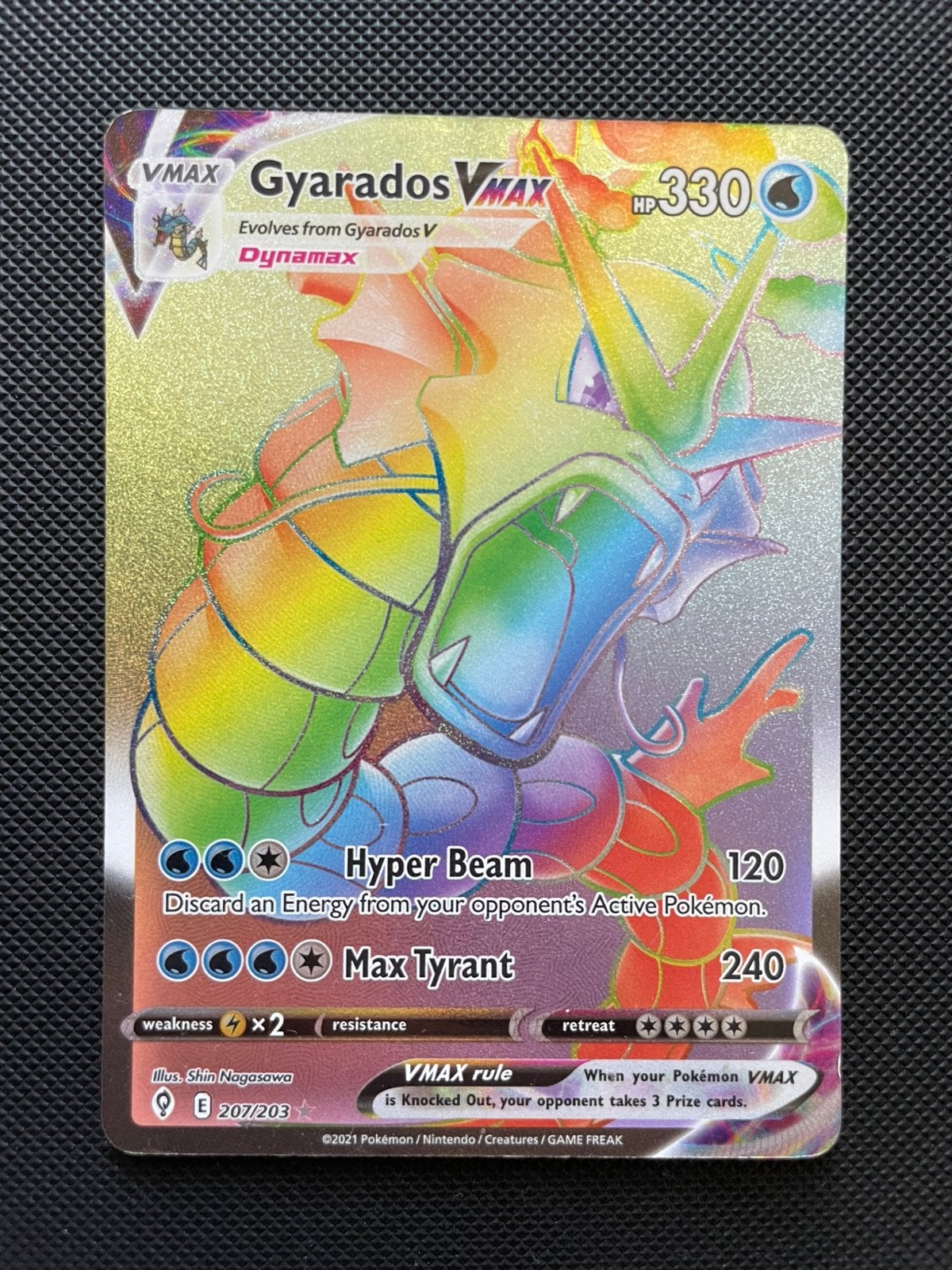 Gyarados Vmax 207/203 Rainbow Full Art Evolving Skies, Ophalen of Verzenden, Zo goed als nieuw