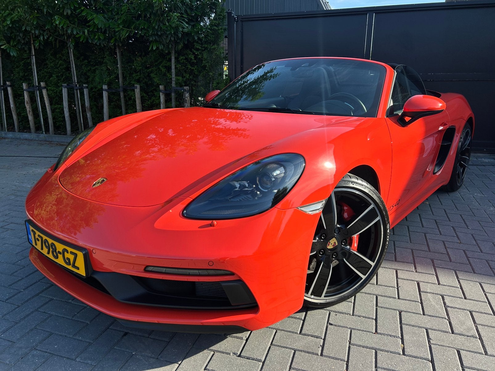 Porsche 718 GTS 4.0 400PK 2022 13.120km Sport design, akrapo, Auto's, Automaat, Achterwielaandrijving, Cabriolet, 10 km/l
