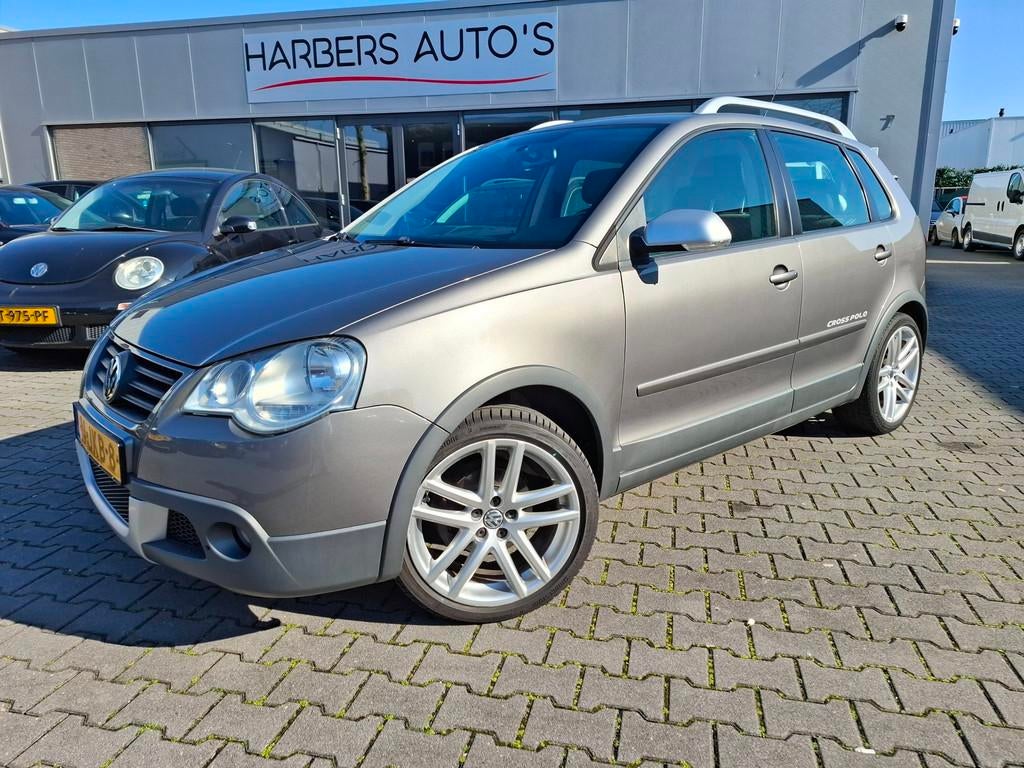 Volkswagen Polo 1.6-16V Cross CLIMA/CRUISE/TREKHAAK!, Voorwielaandrijving, Stof, Beige, 1064 kg