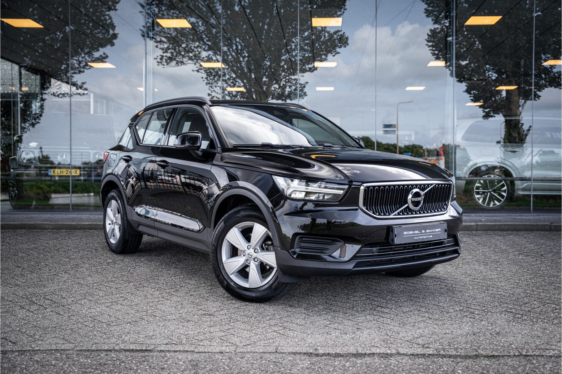 Volvo XC40 1.5 T3 * Navigatie * Carplay * Camera * Dealerond, Voorwielaandrijving, 12 maanden, Stof, 156 pk